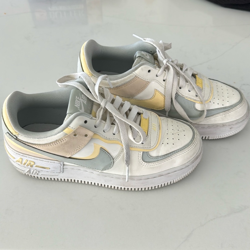 Air Force 1 Low Shadow Sail Light Silver Citron